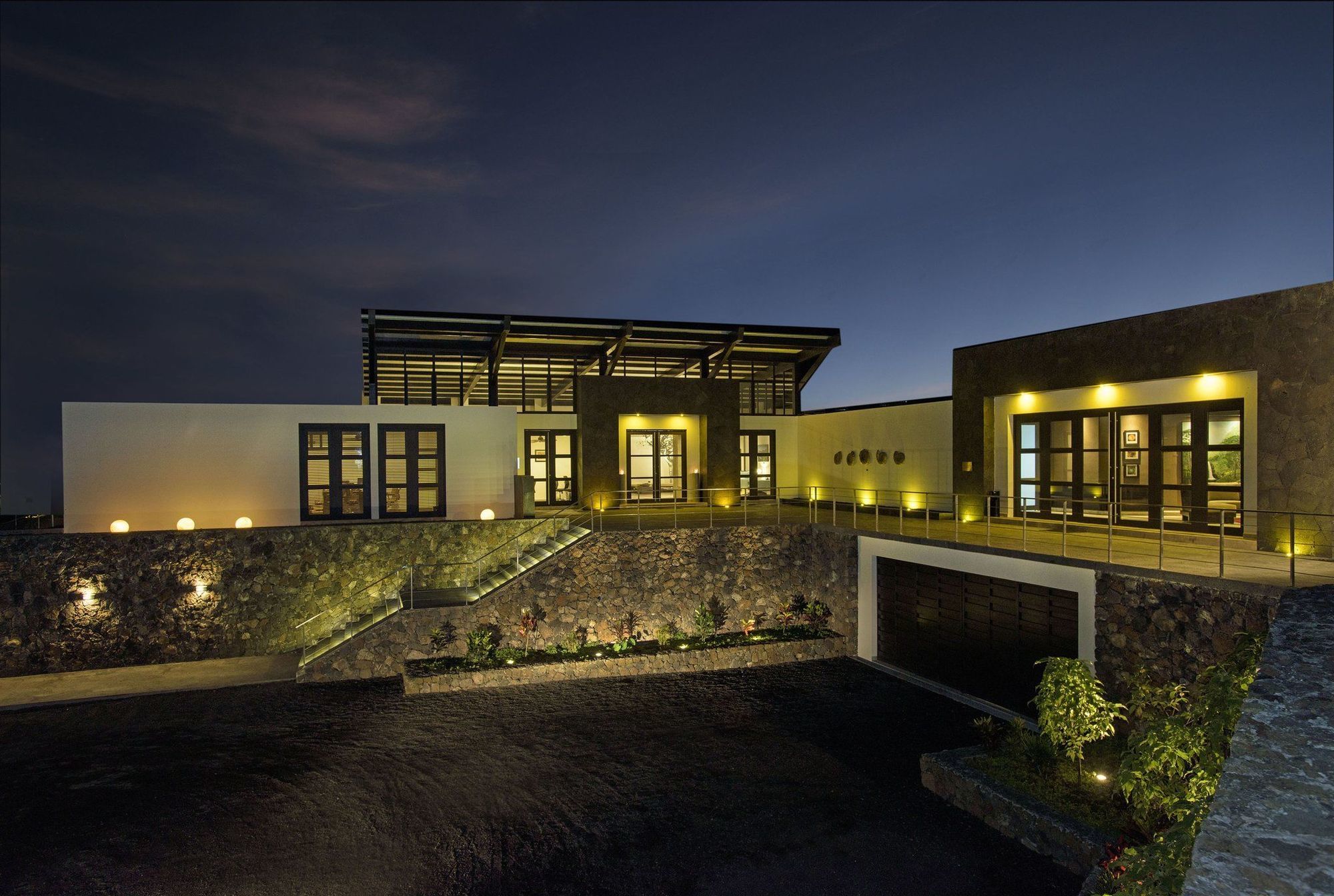 Pikaia Lodge Santa Cruz Island Buitenkant foto