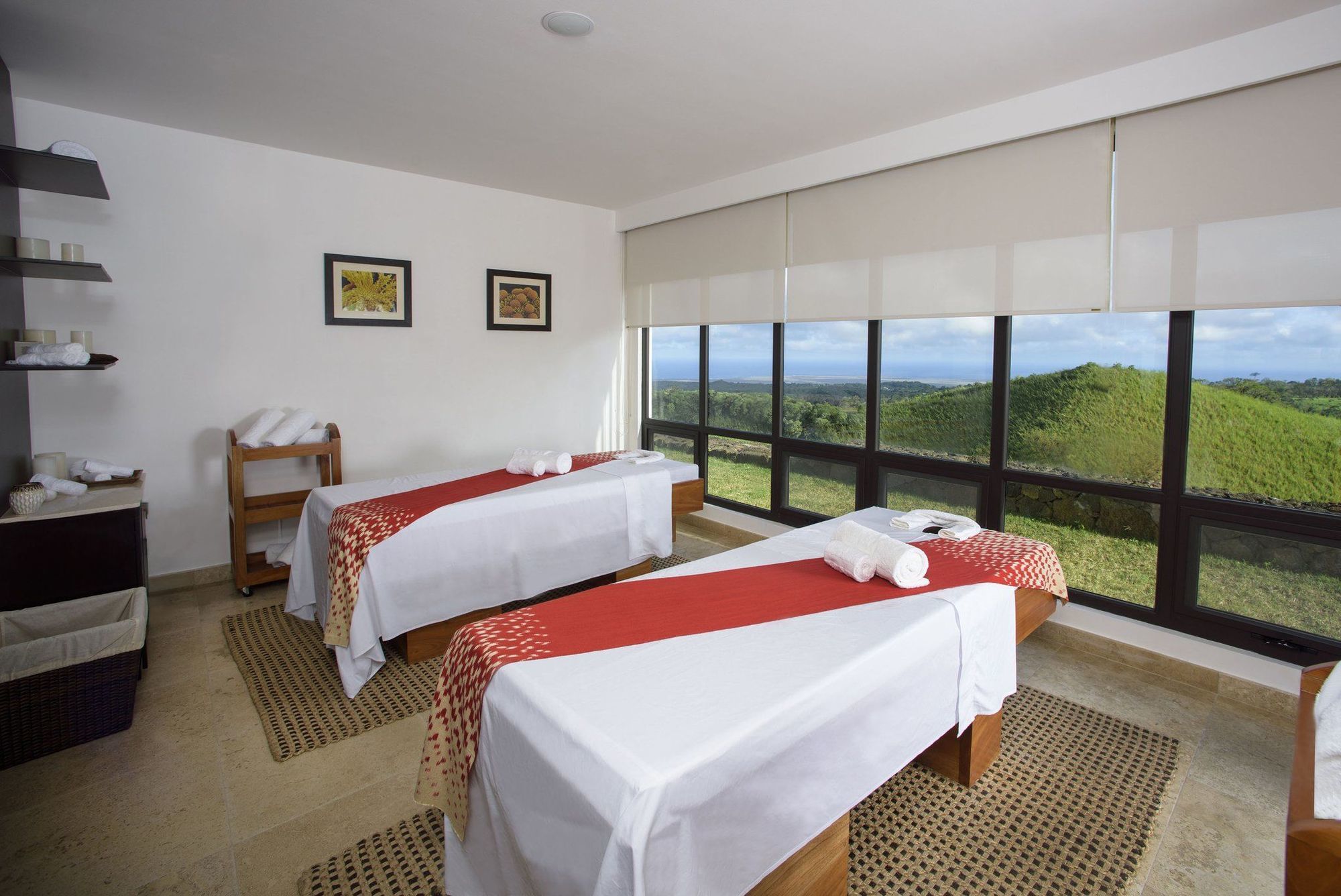 Pikaia Lodge Santa Cruz Island Buitenkant foto